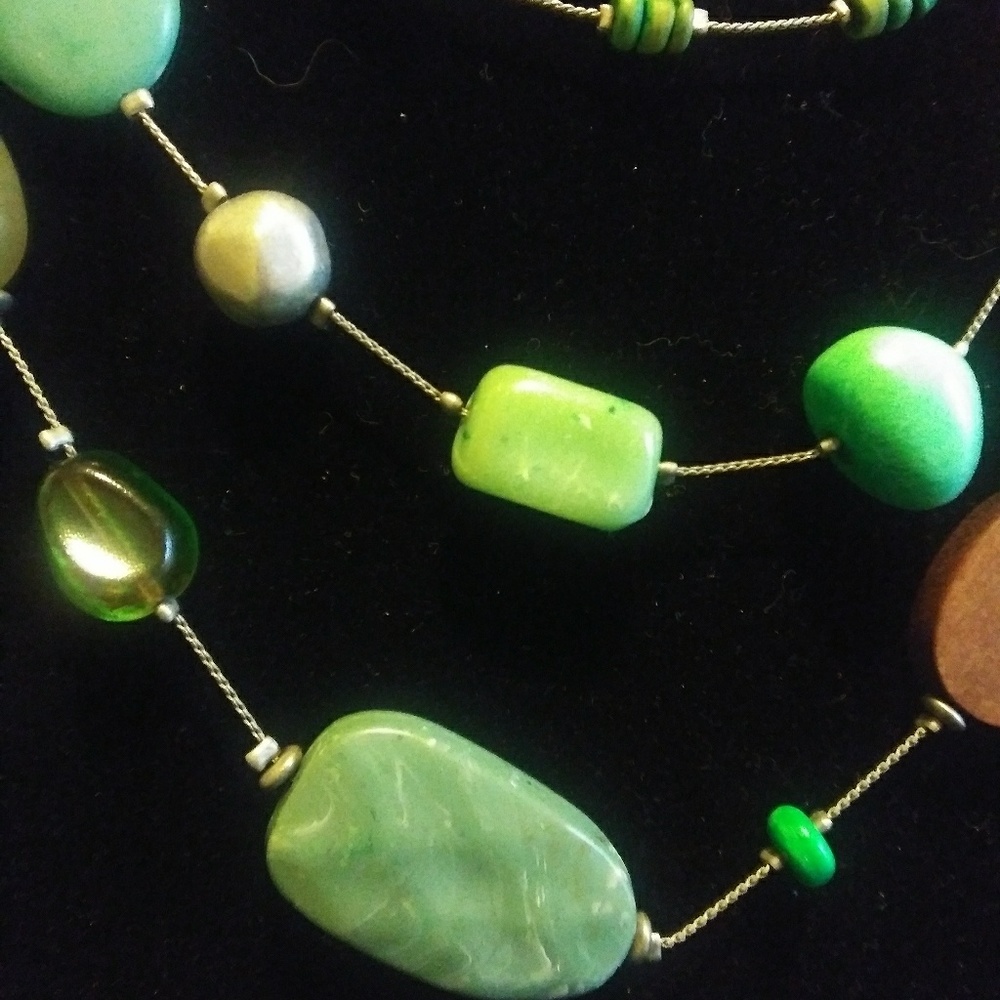 Necklace - Picture 3 of 3